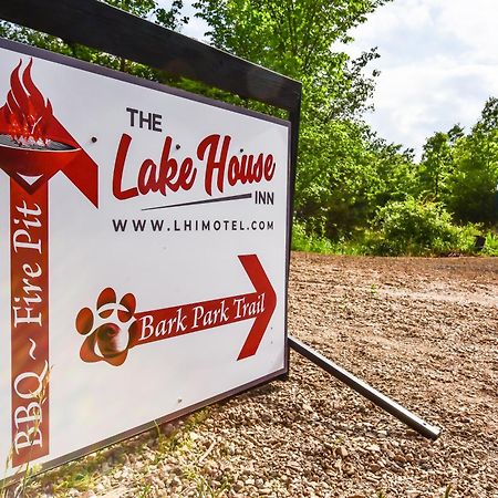 Laurie The Lake House Inn מראה חיצוני תמונה